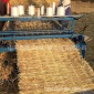 自動切邊電動草簾機 蘆葦?shù)静菰倮镁幙棛C 全自動保溫防護草簾機